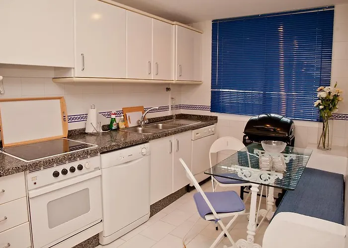 Clarisa * אסטפונה